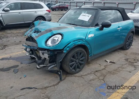 2017 Mini Convertible Cooper S из США, поврежденный, VIN WMWWG9C57H3C22675